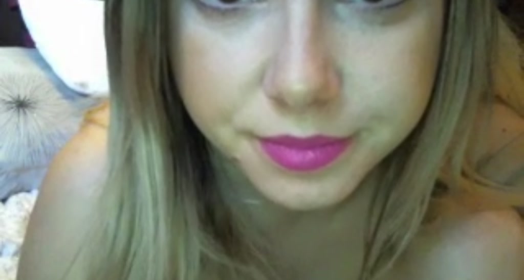 MiniMariah video thumbnail