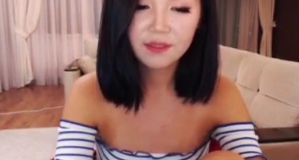 ItsMeMina video thumbnail