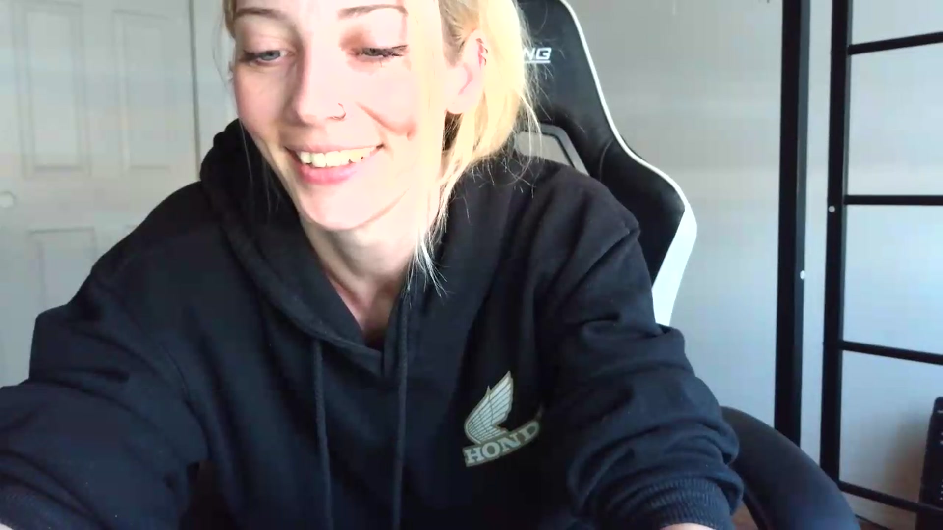 Leeleigh1 video thumbnail