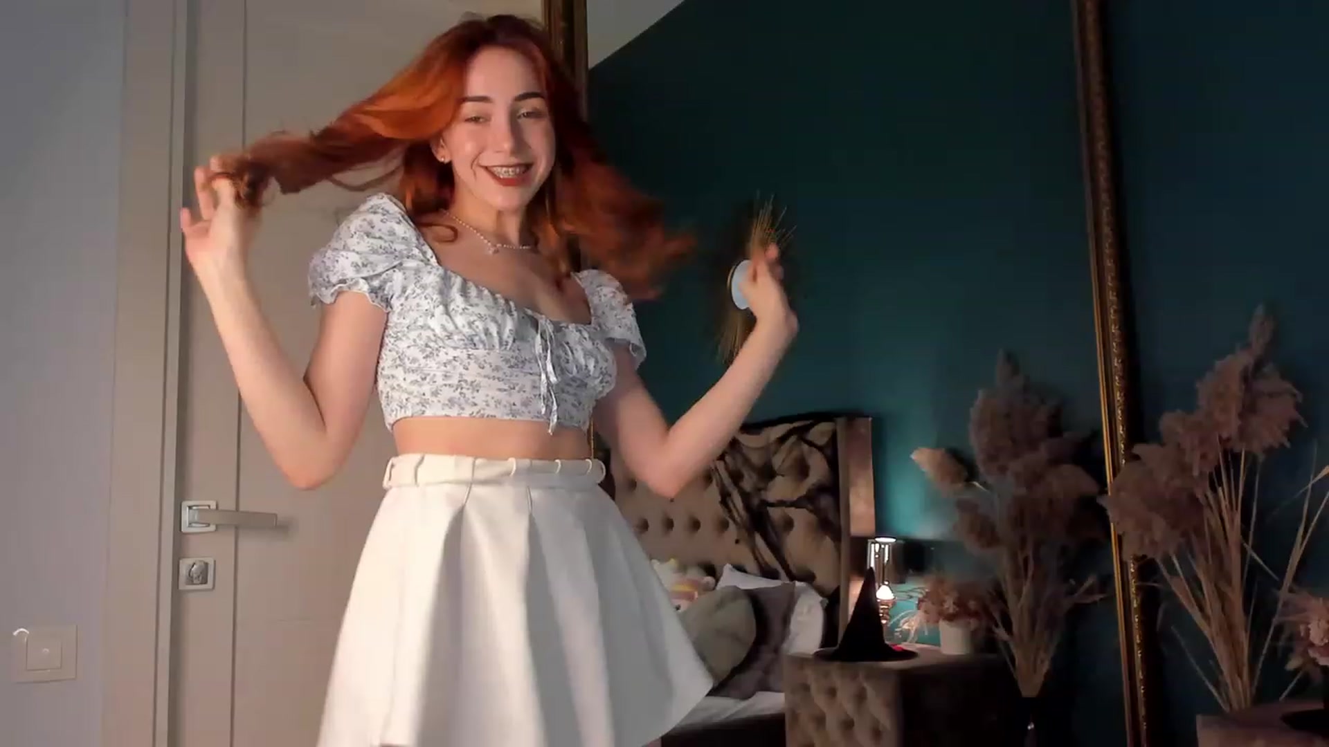 ElsaYoung video thumbnail