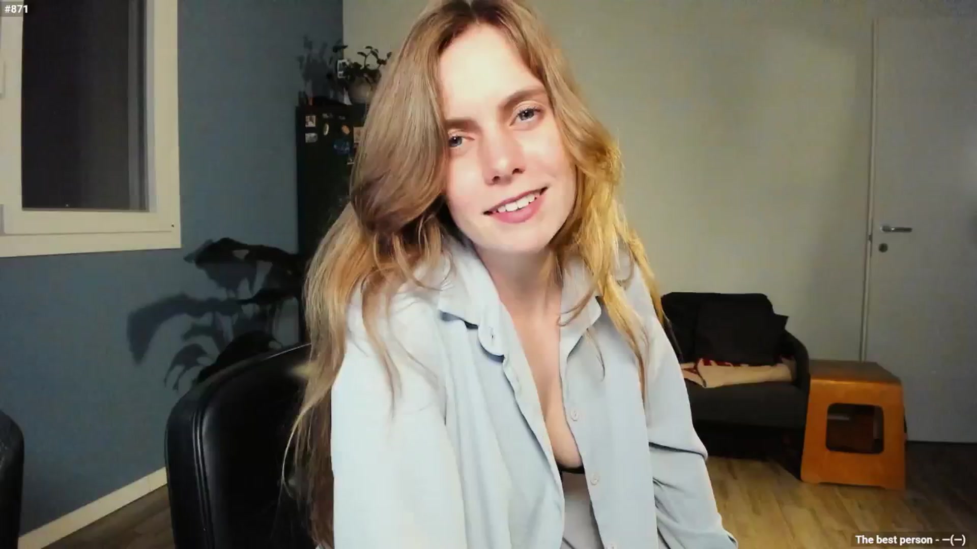 Personage video thumbnail