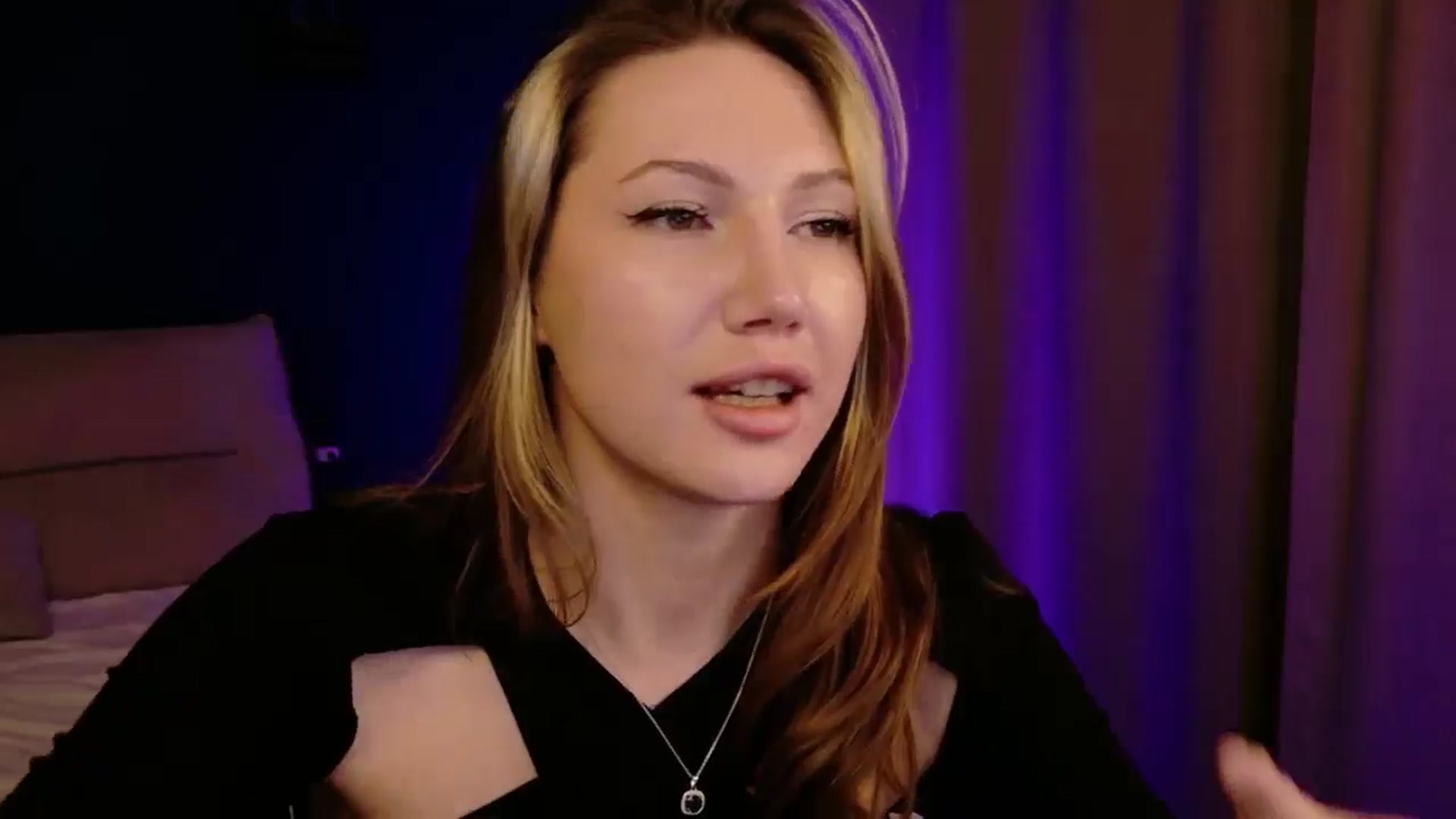 LovelyGin video thumbnail