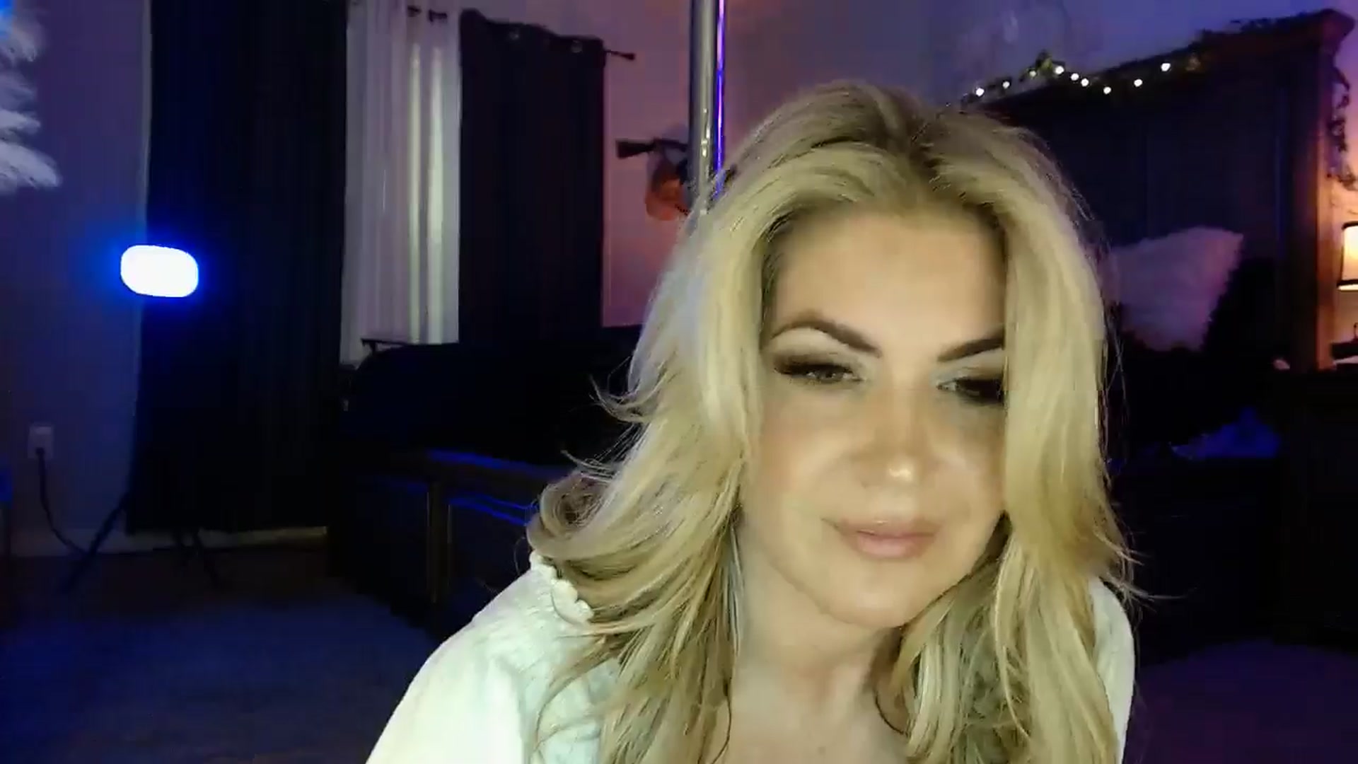 Marilyn_XO video thumbnail