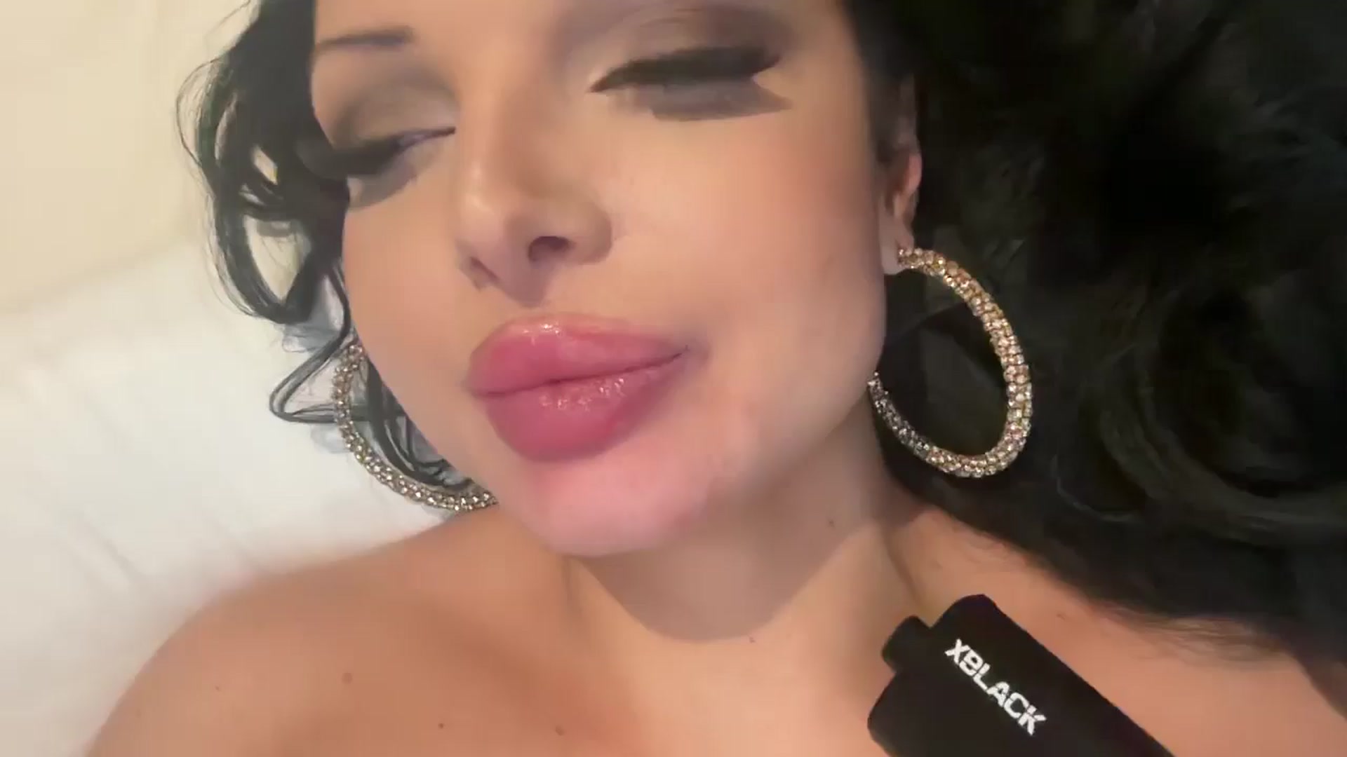 cndnbaddie video thumbnail