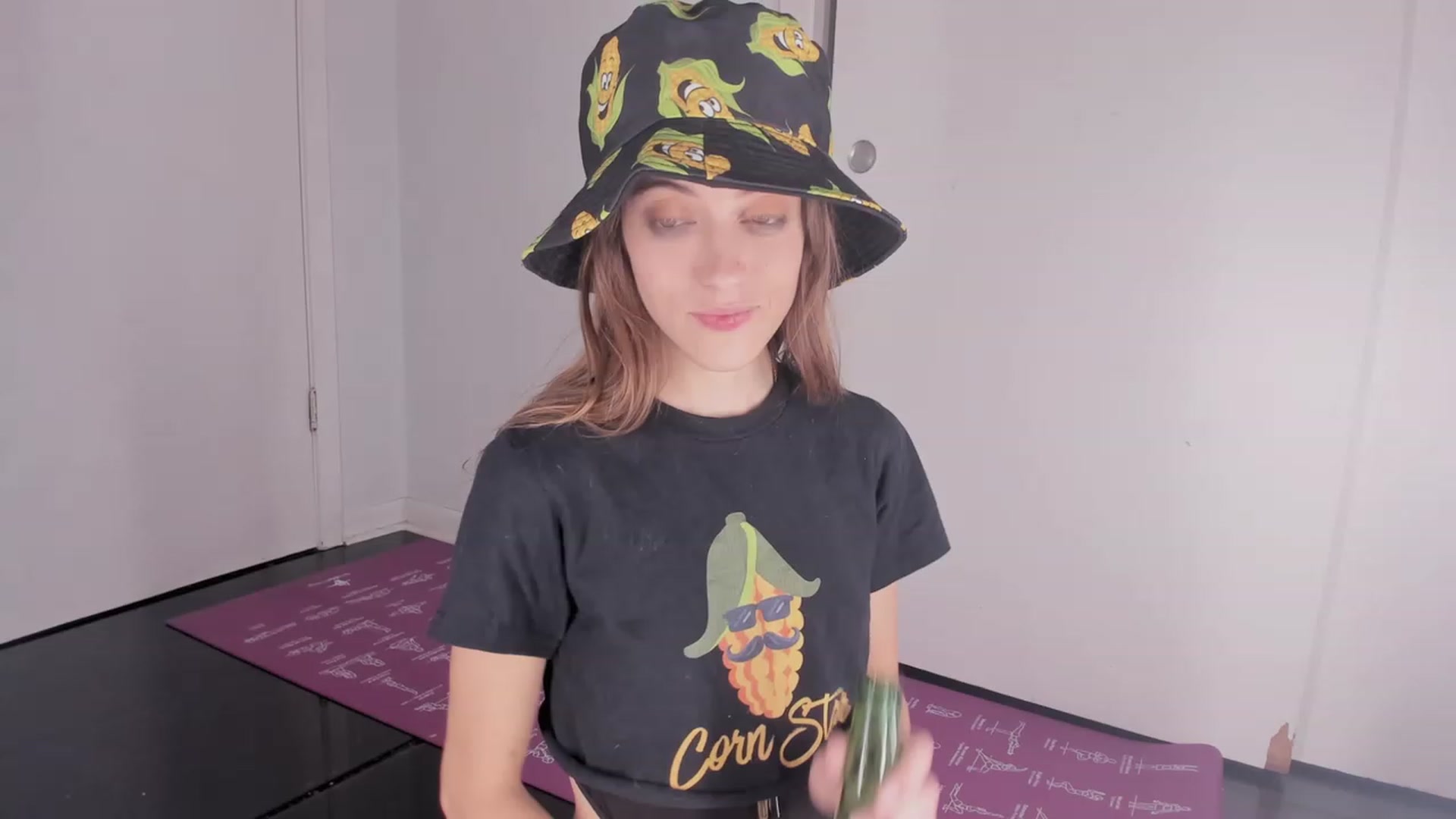 NaomiDee video thumbnail
