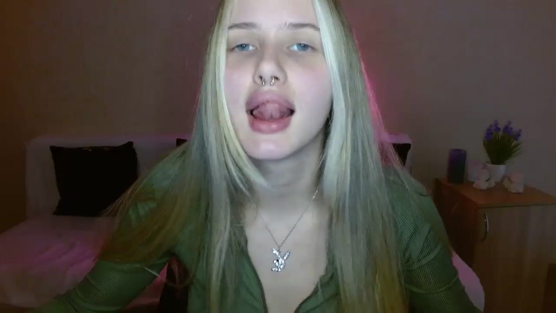Alleiko video thumbnail