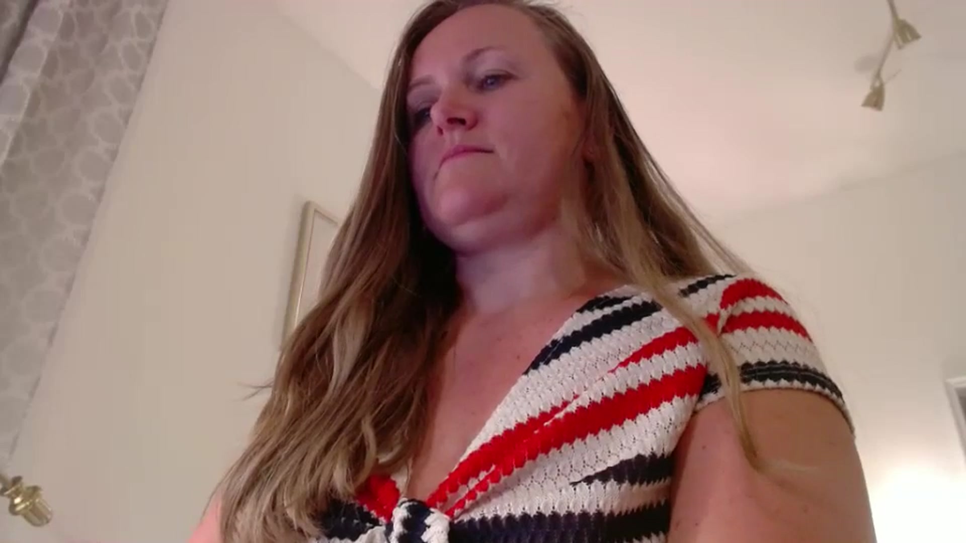 JustLily video thumbnail
