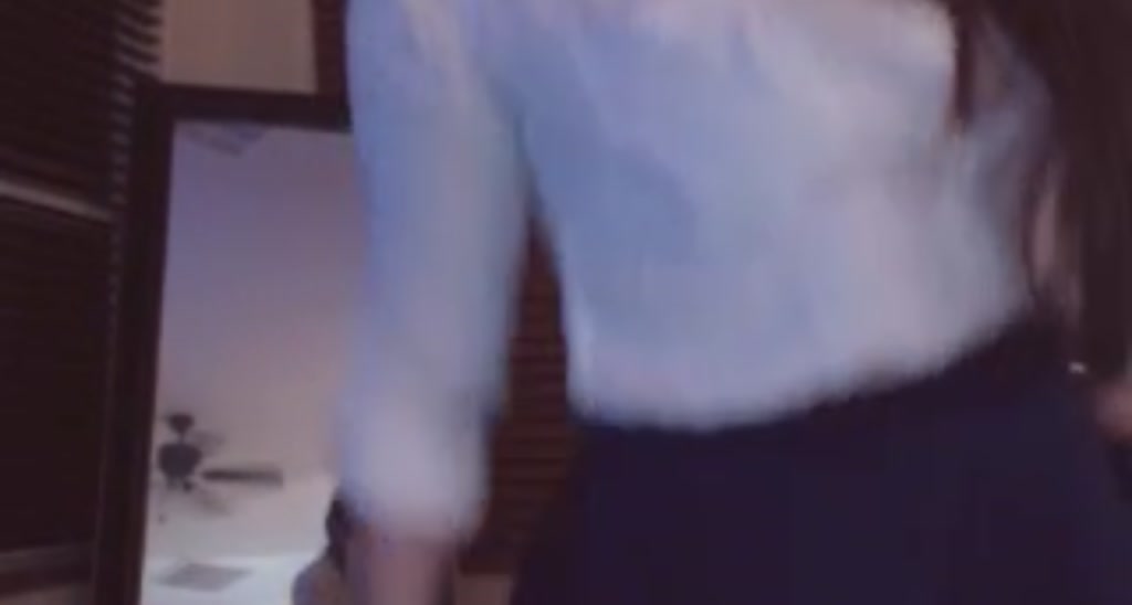IsabelleDoll video thumbnail