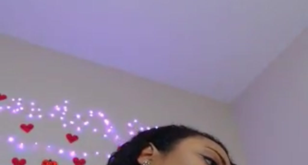 xHoneyCakesx video thumbnail