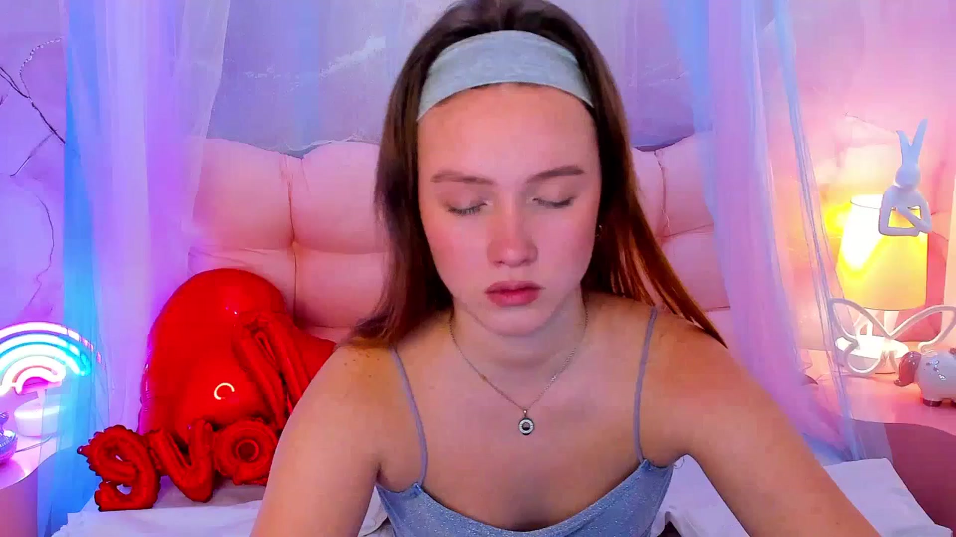 Beatrizz video thumbnail