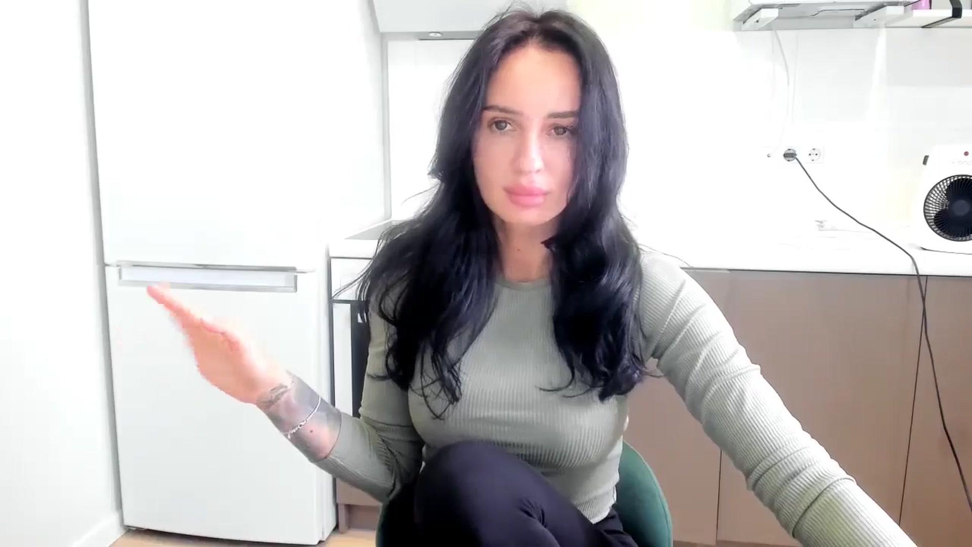 YourMissMasha video thumbnail