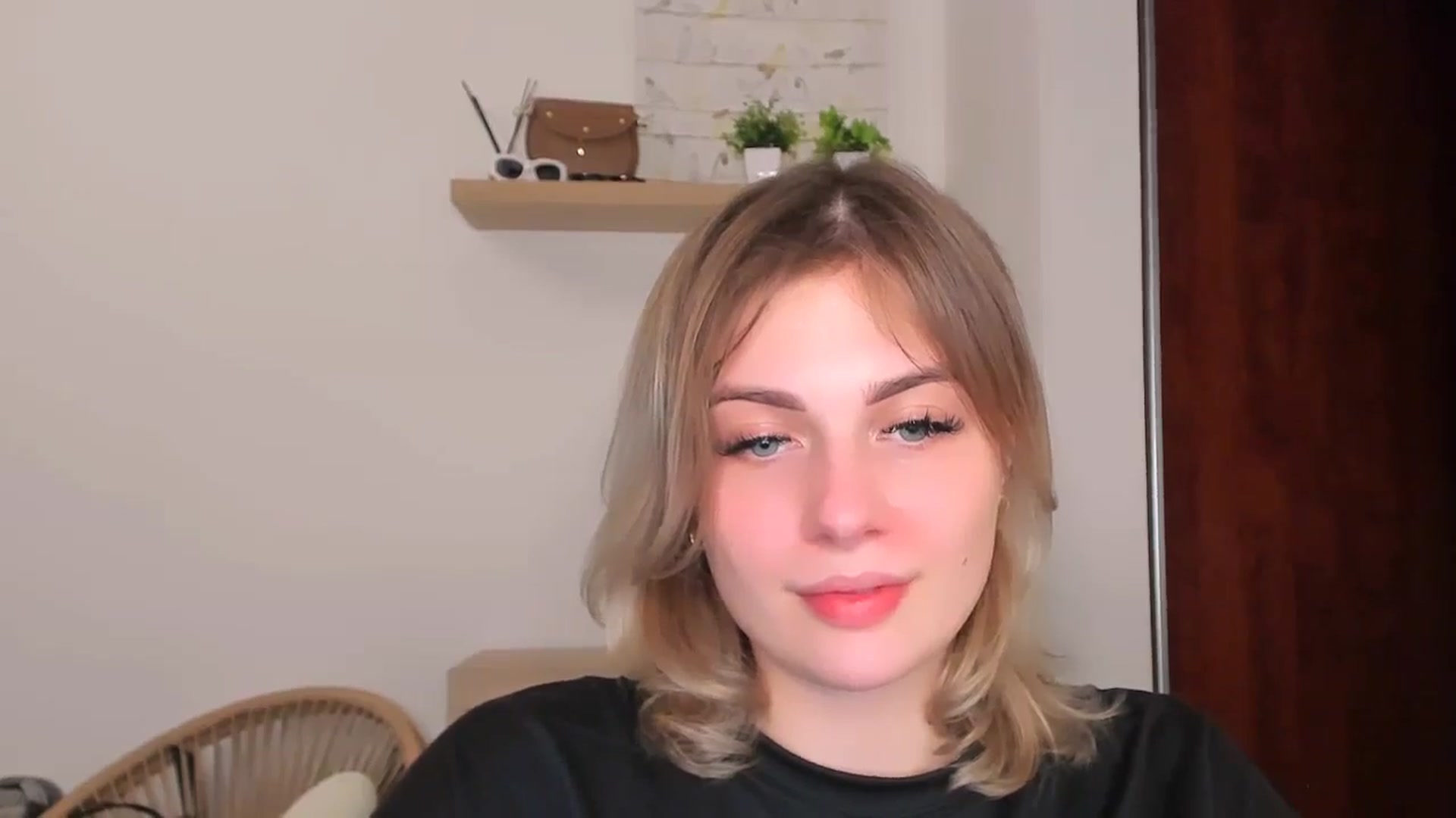 EarlyyBird video thumbnail