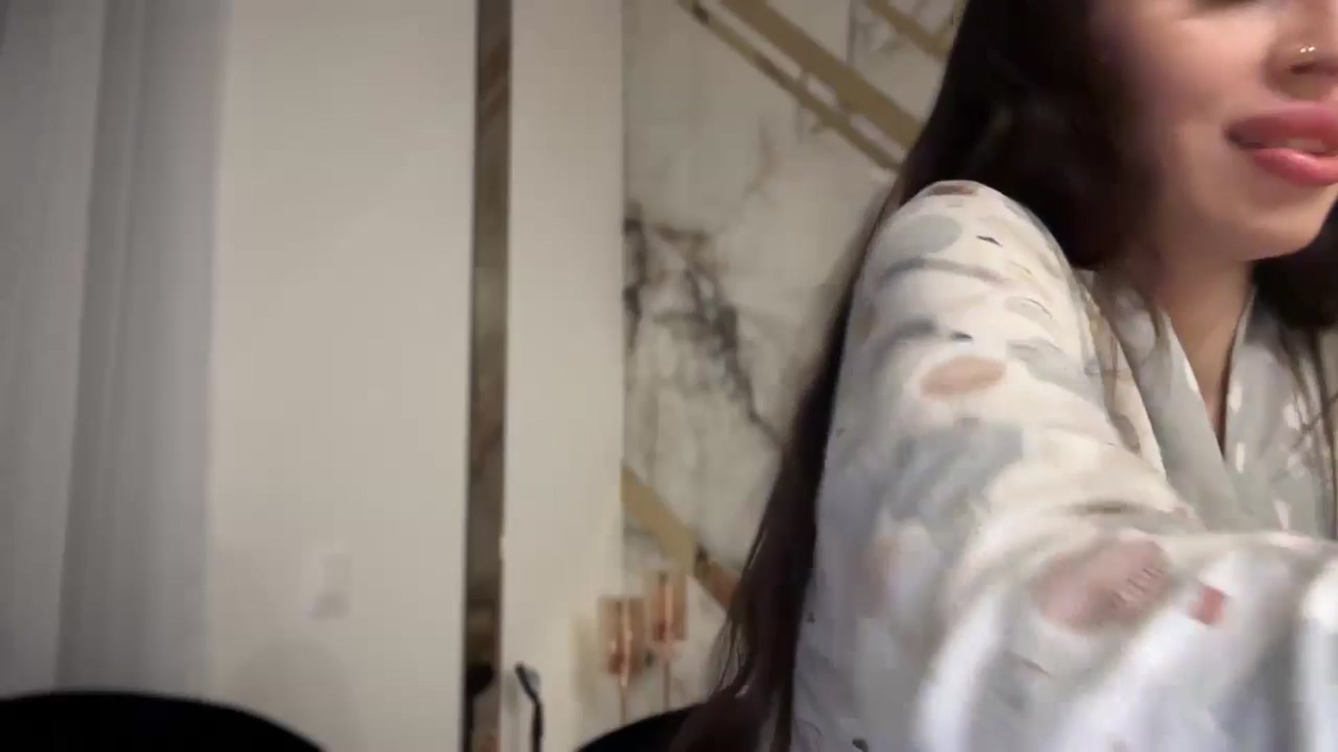 UGLYGIRL_ video thumbnail
