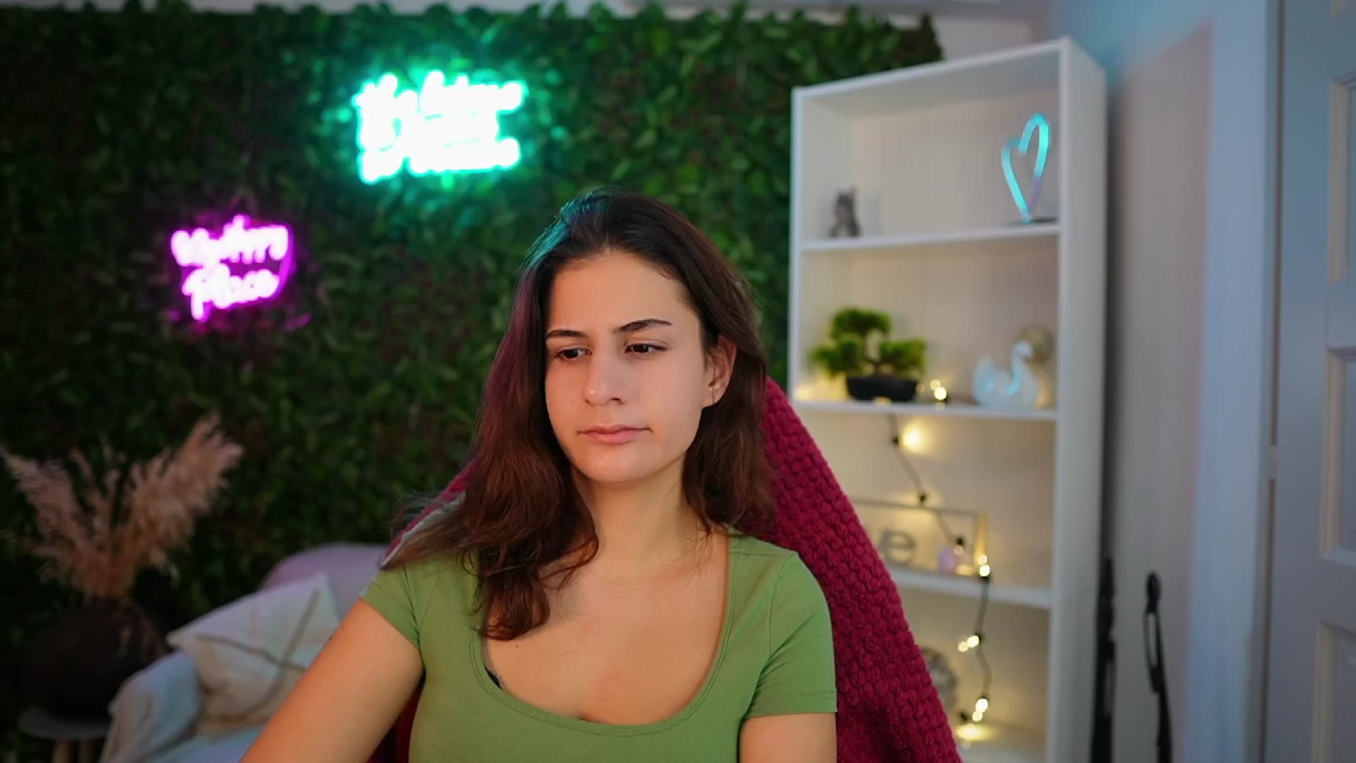 Clair_Meek video thumbnail