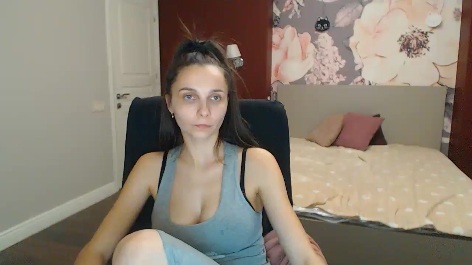 Karina_Mils video thumbnail