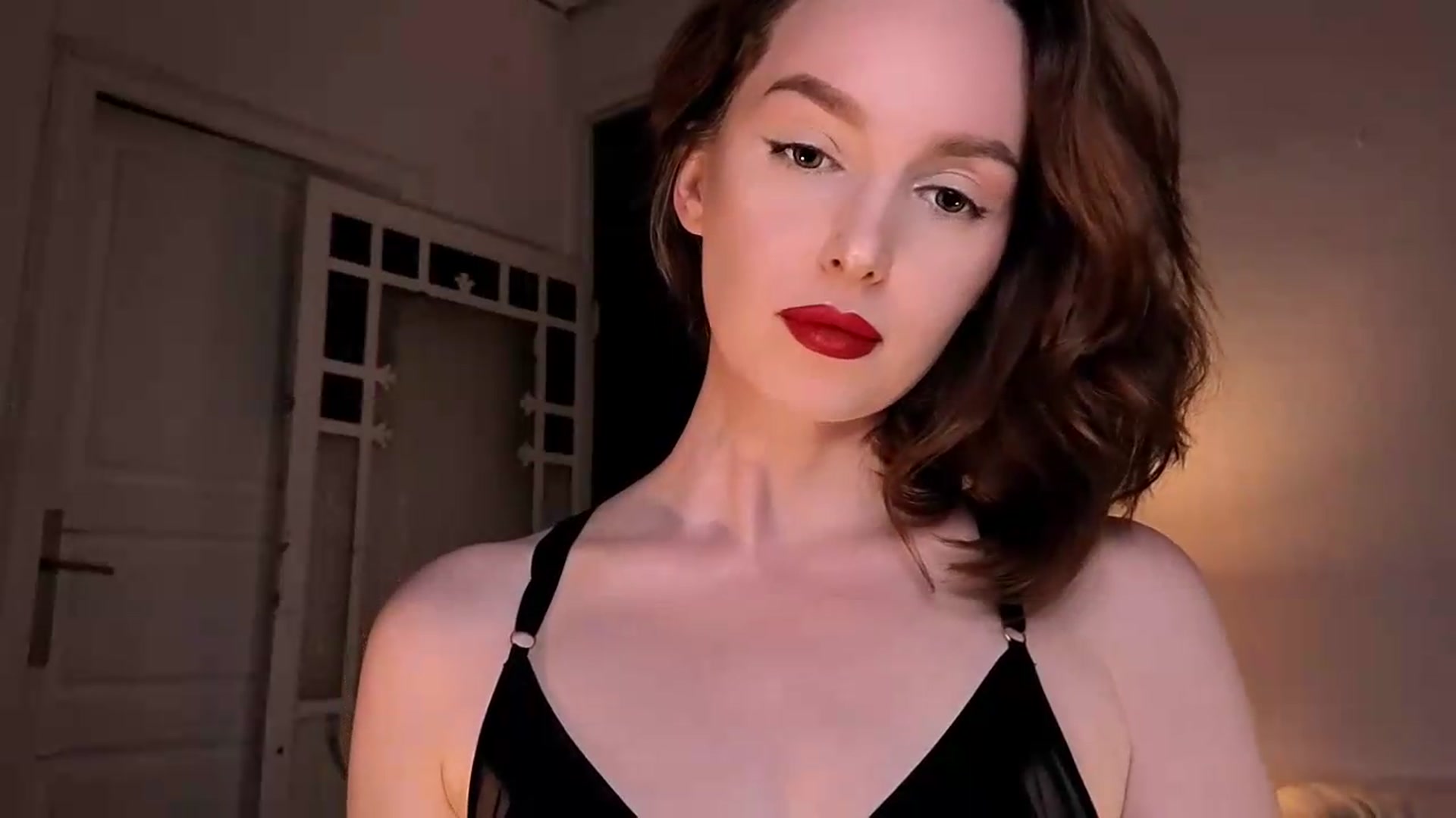Red_Lips_Girl video thumbnail
