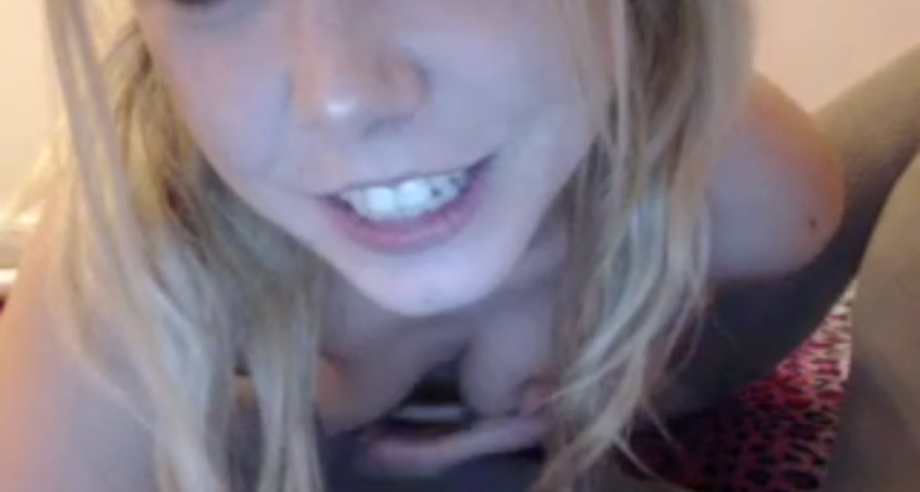 MiniMariah video thumbnail