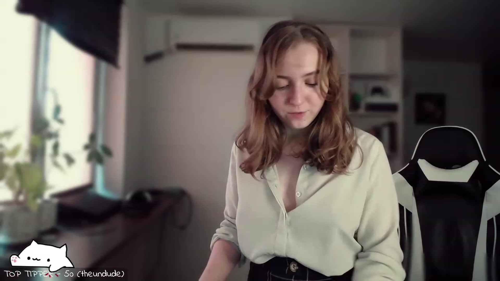 Meowlexx video thumbnail