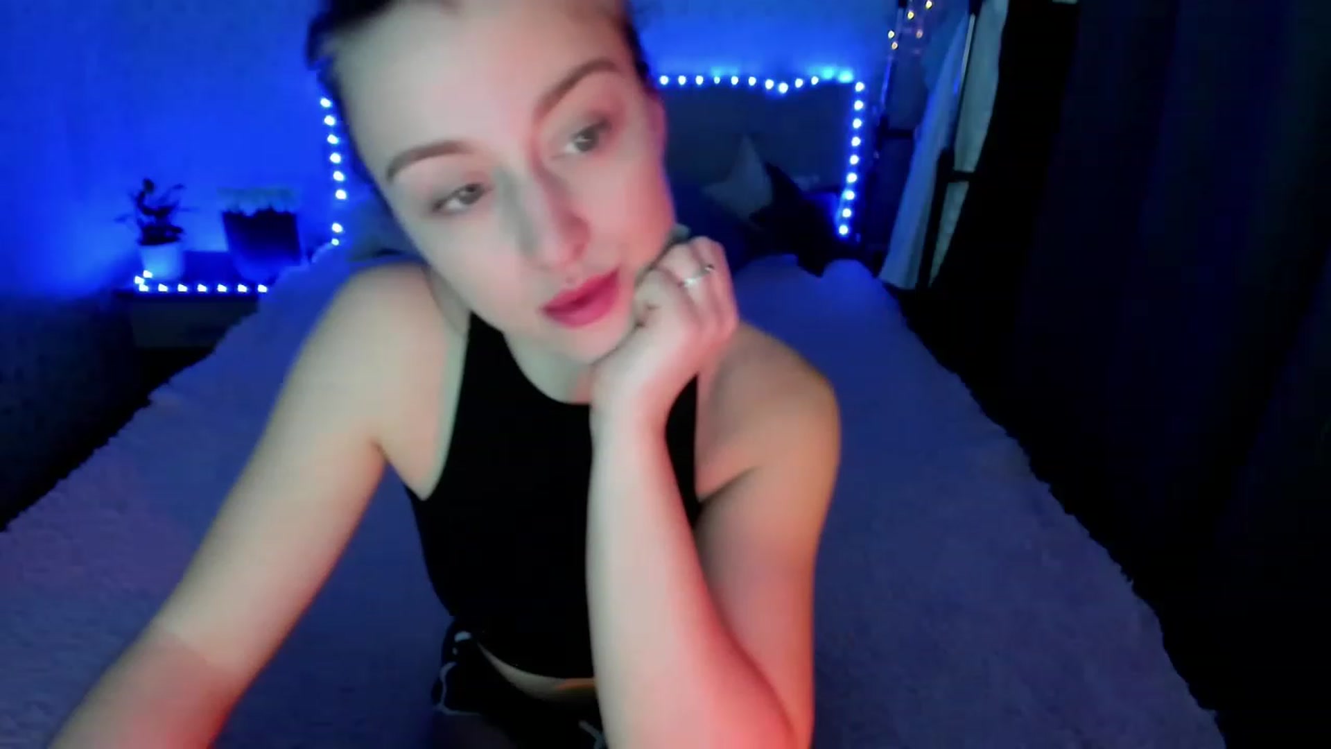Karen_Le video thumbnail