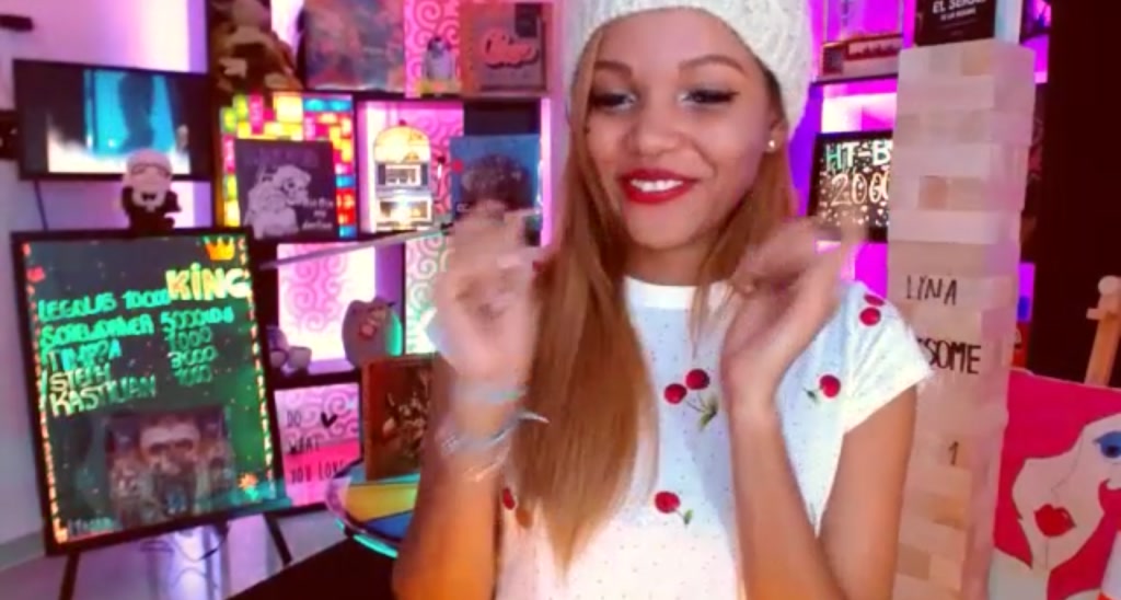 LinaAwesome video thumbnail