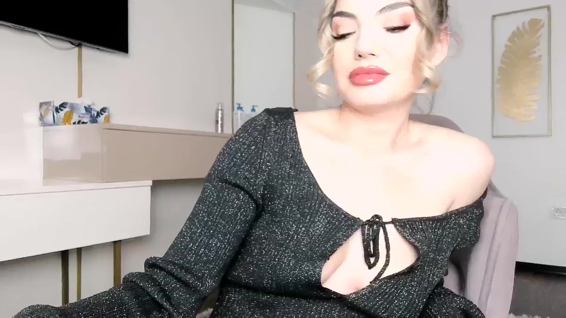 UR_wet_DESIRE video thumbnail