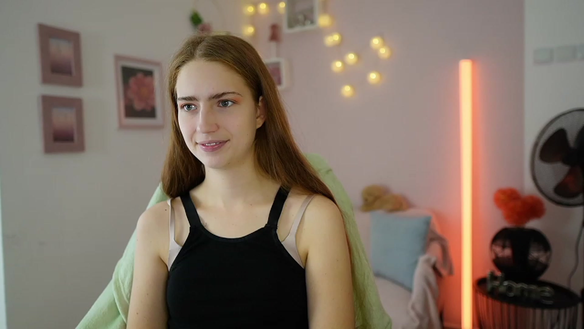 Naomi_Woods18 video thumbnail