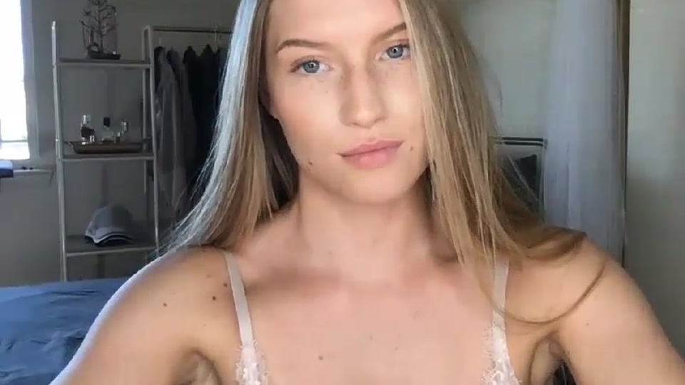 Thezabrina video thumbnail