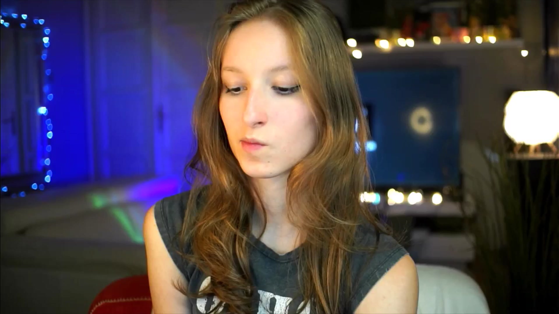 Kira9 video thumbnail