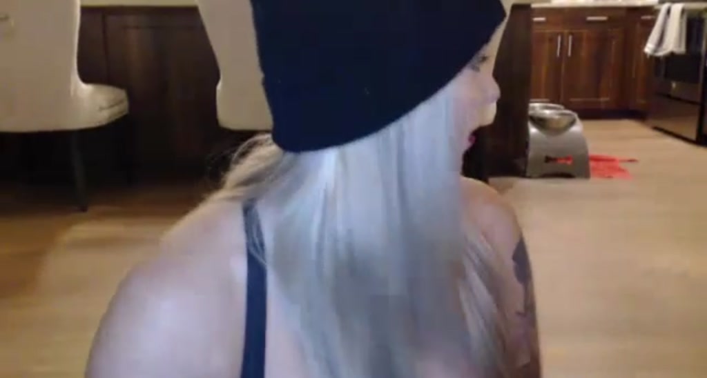 DDDiddle video thumbnail