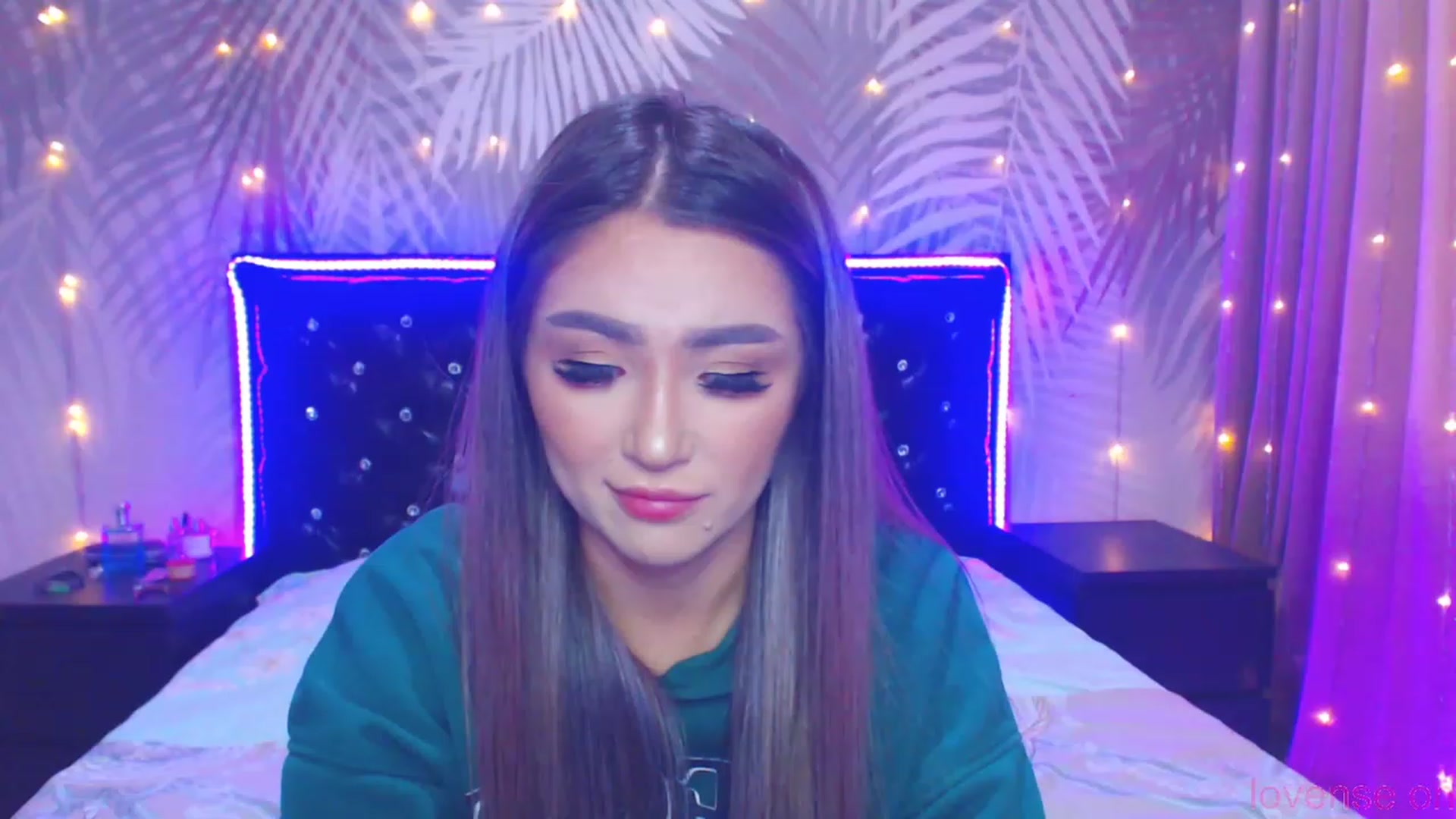 MiraKyong video thumbnail