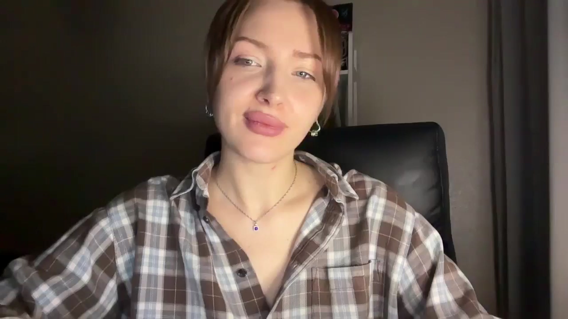 Di_Pearl video thumbnail