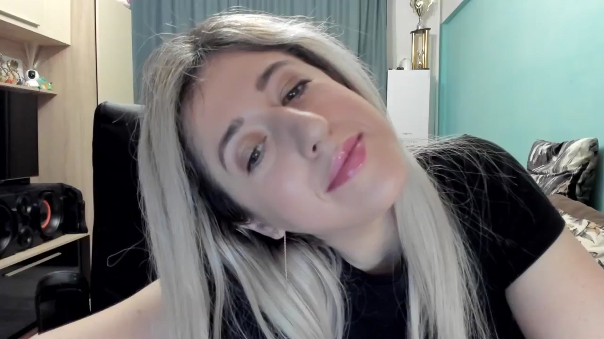 SweetDelia_ video thumbnail