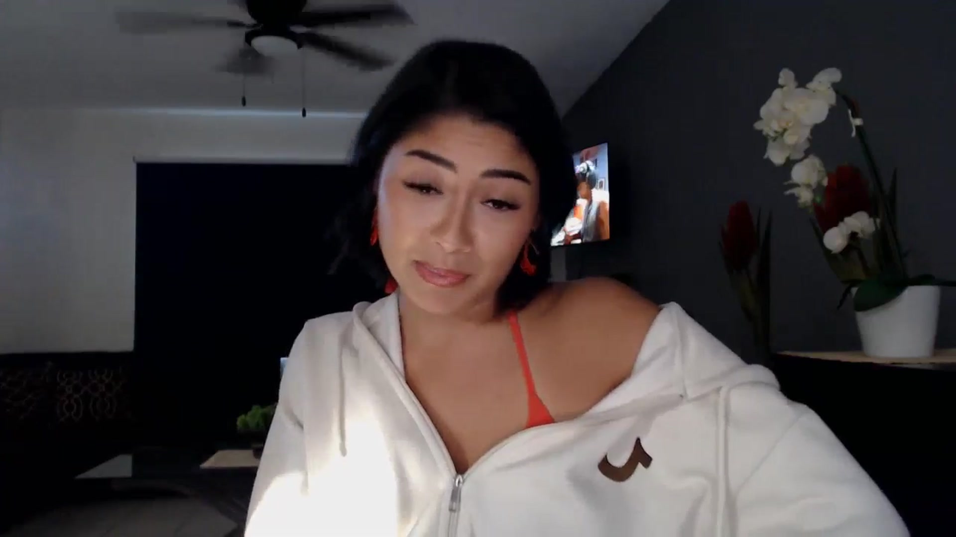 YourGoddessLu video thumbnail