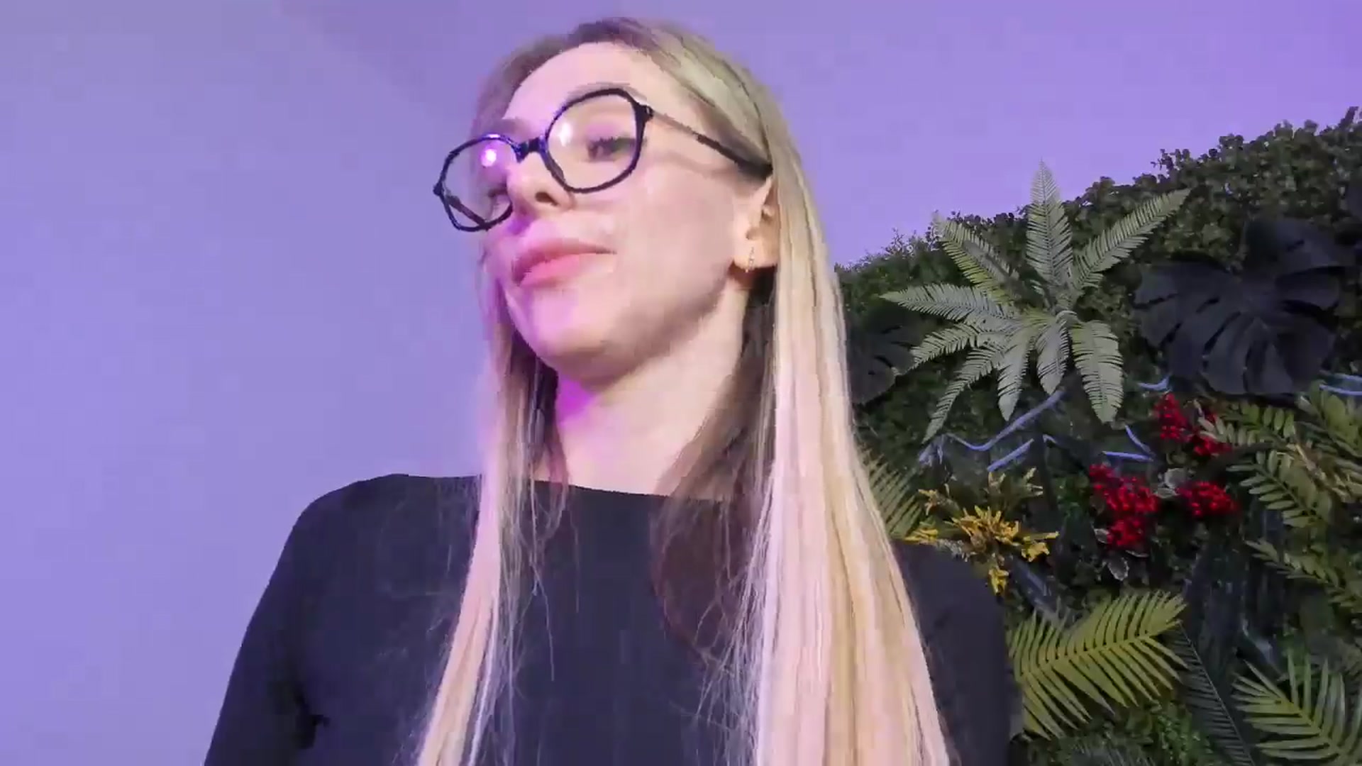 Horny_Blond video thumbnail