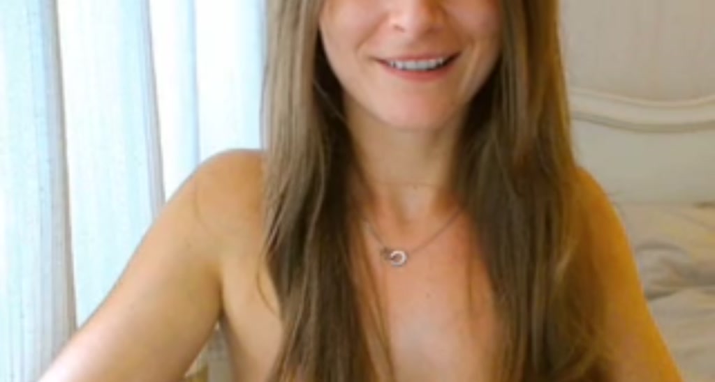 Sarah_Louise_ video thumbnail