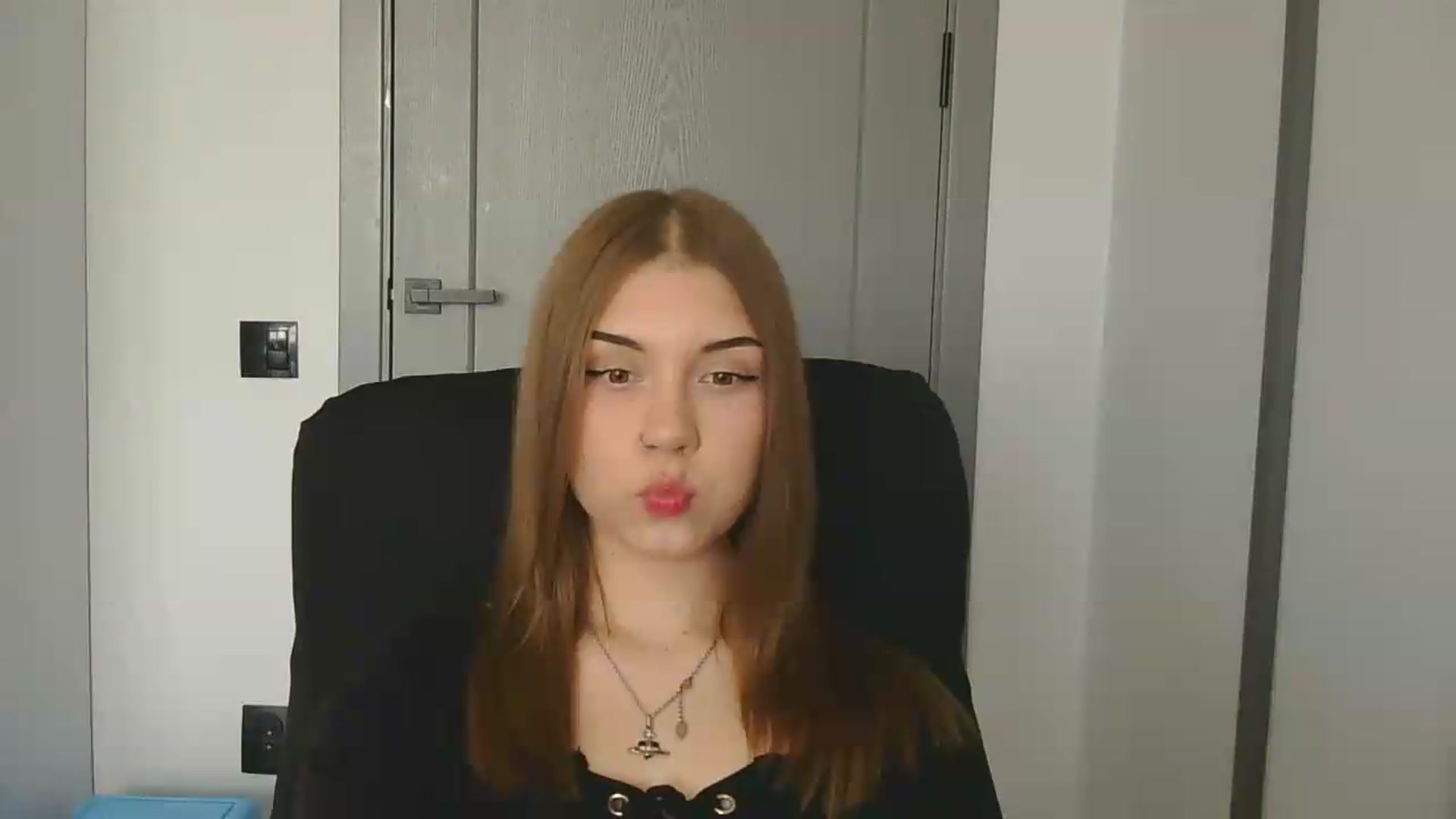 YanaMeoww video thumbnail