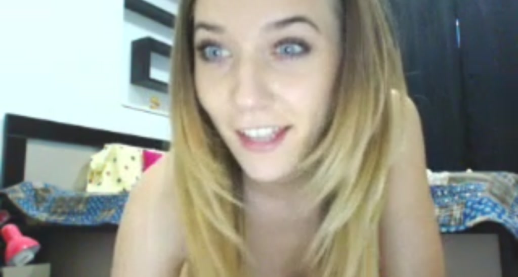 AnyaHott video thumbnail