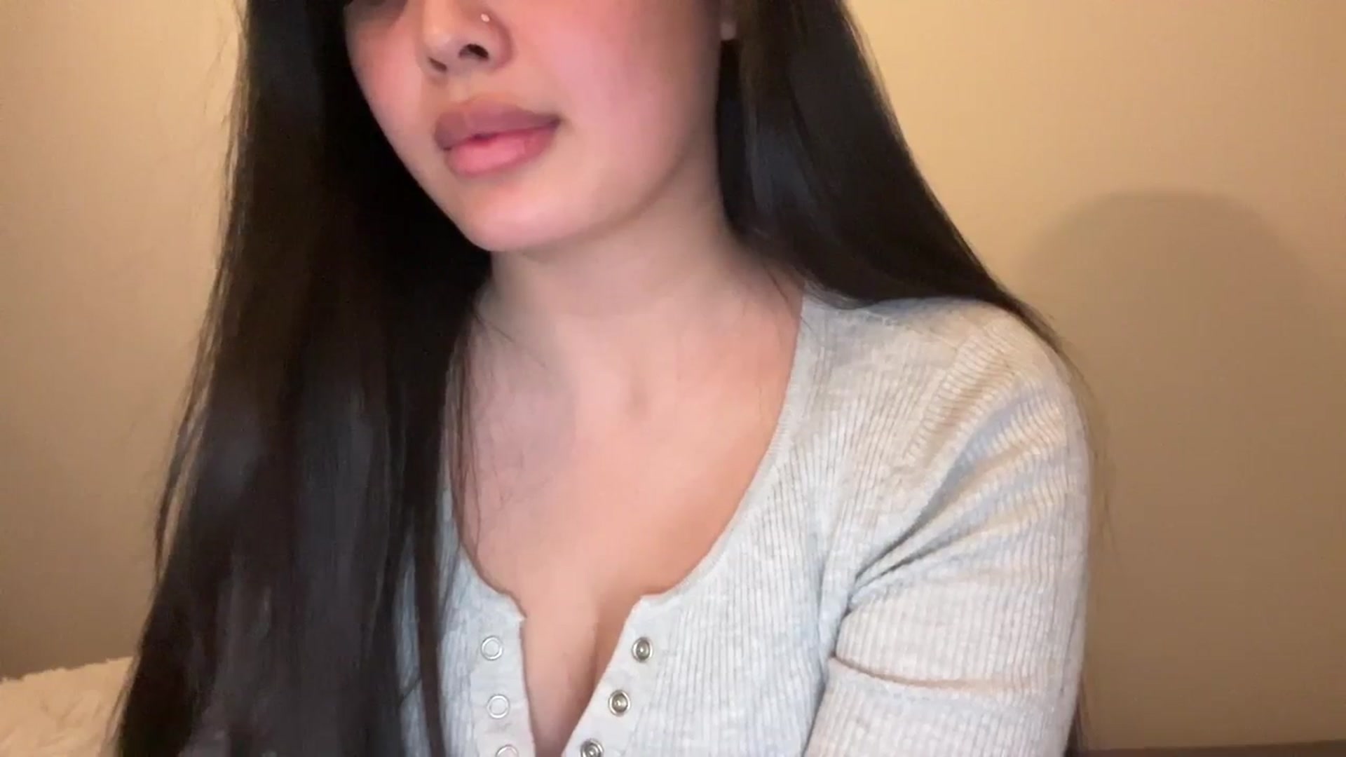 MsAkira video thumbnail