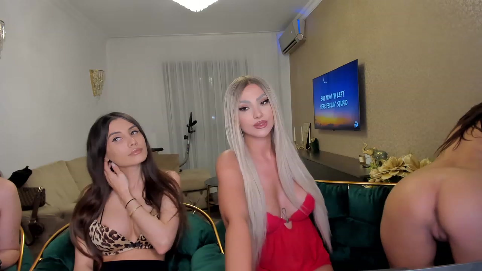 HONEY_A video thumbnail