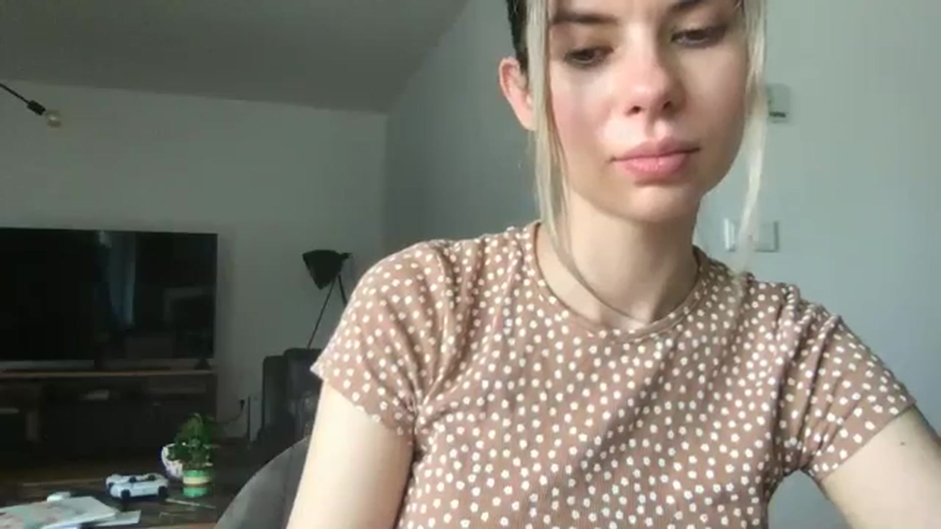 neverinmylife video thumbnail