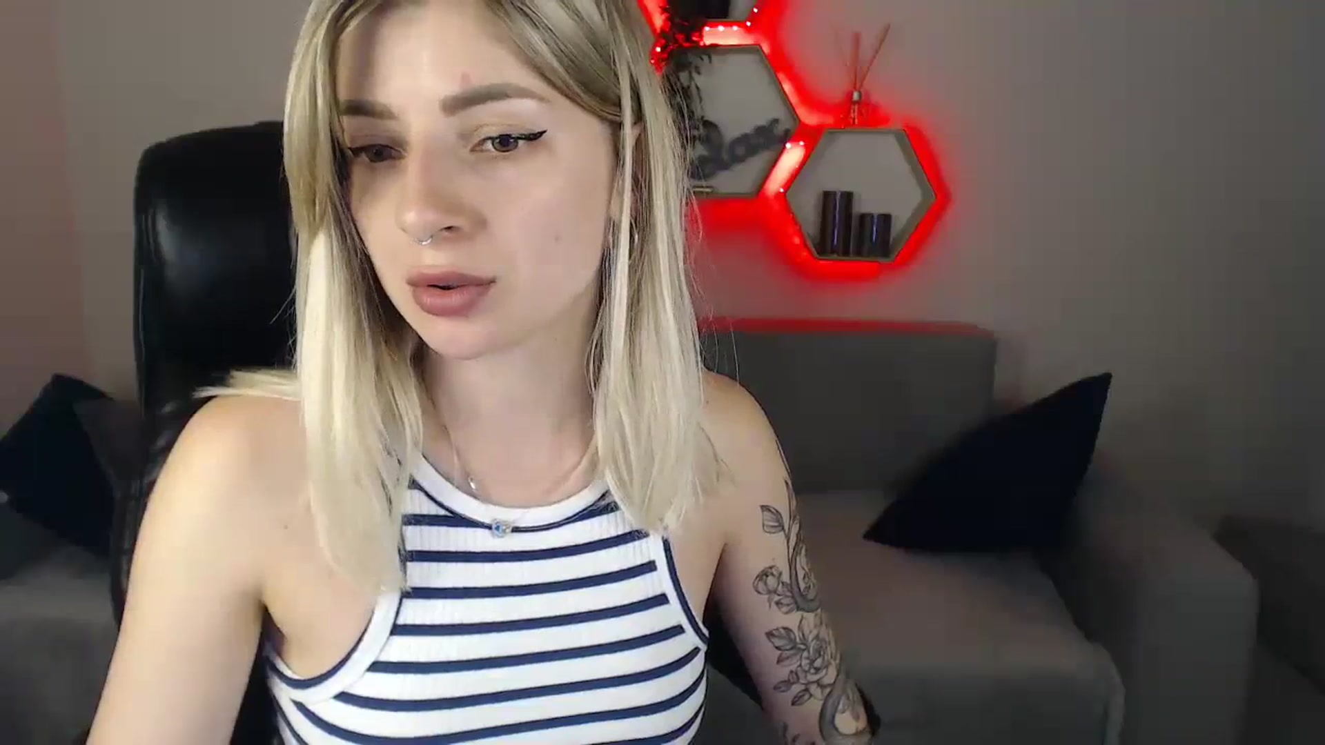 NanaFox video thumbnail
