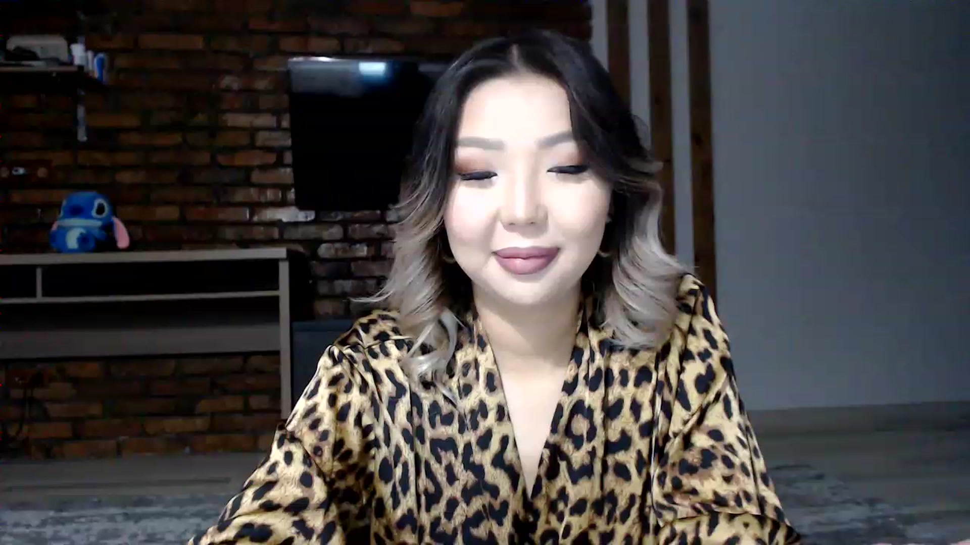 MinggLee_ video thumbnail