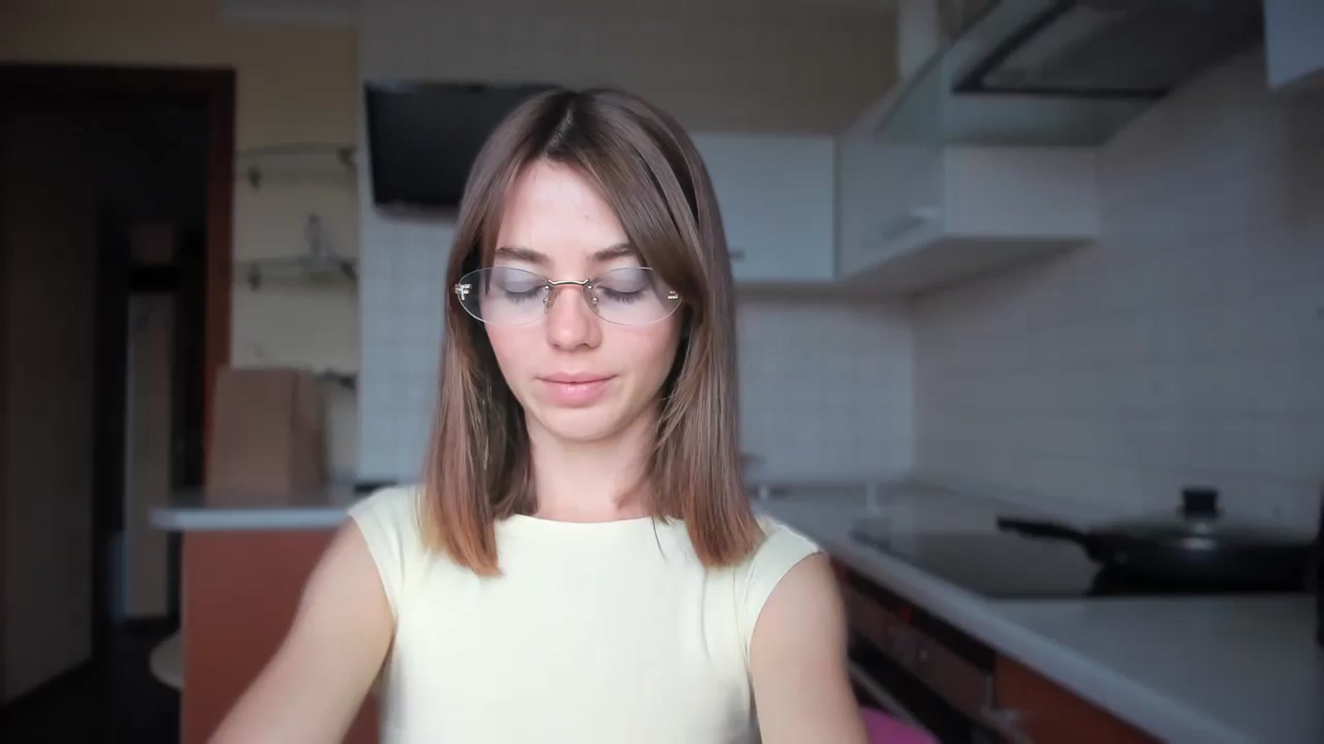 ButterFlyMiss video thumbnail