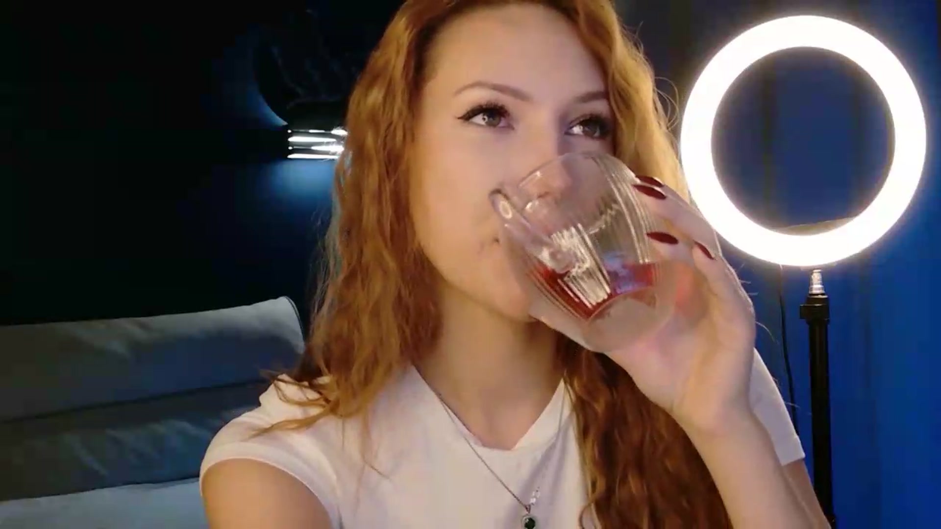LovelyGin video thumbnail