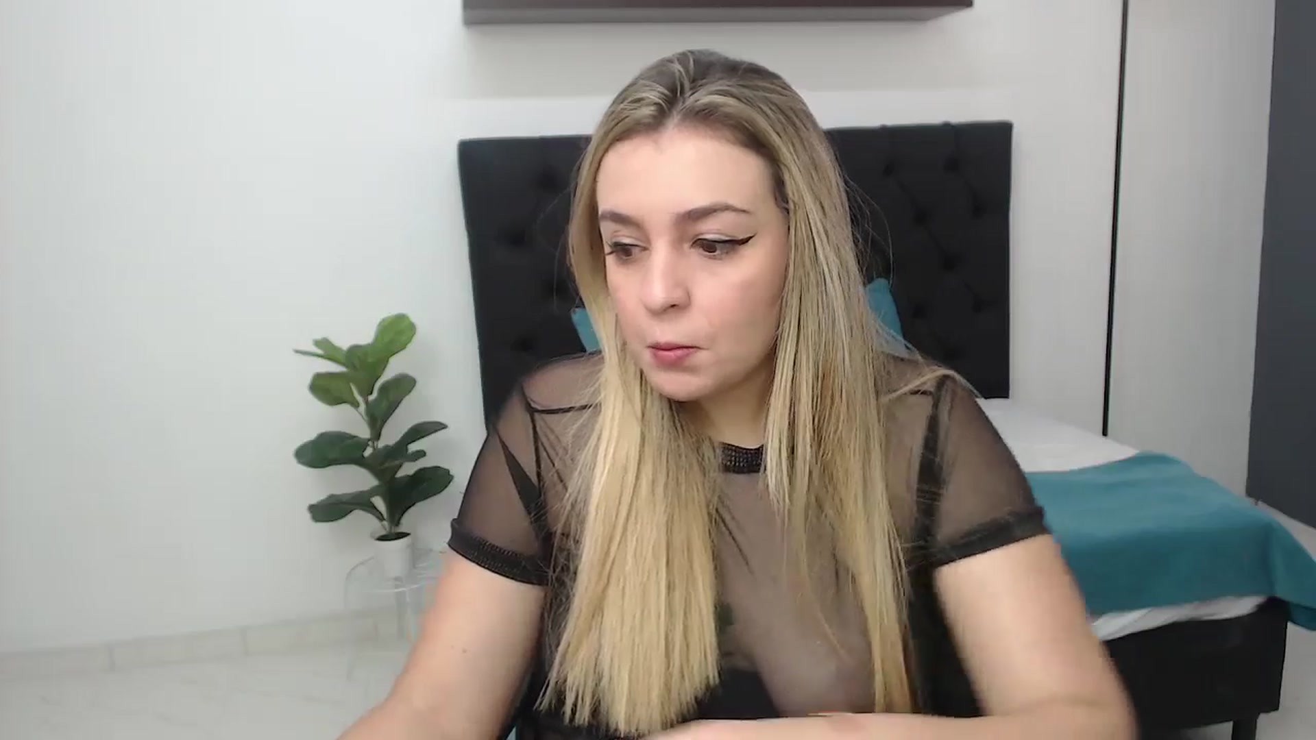 CamilleDucan video thumbnail