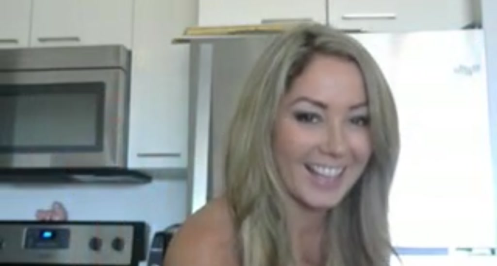 JuicyJamie_69 video thumbnail
