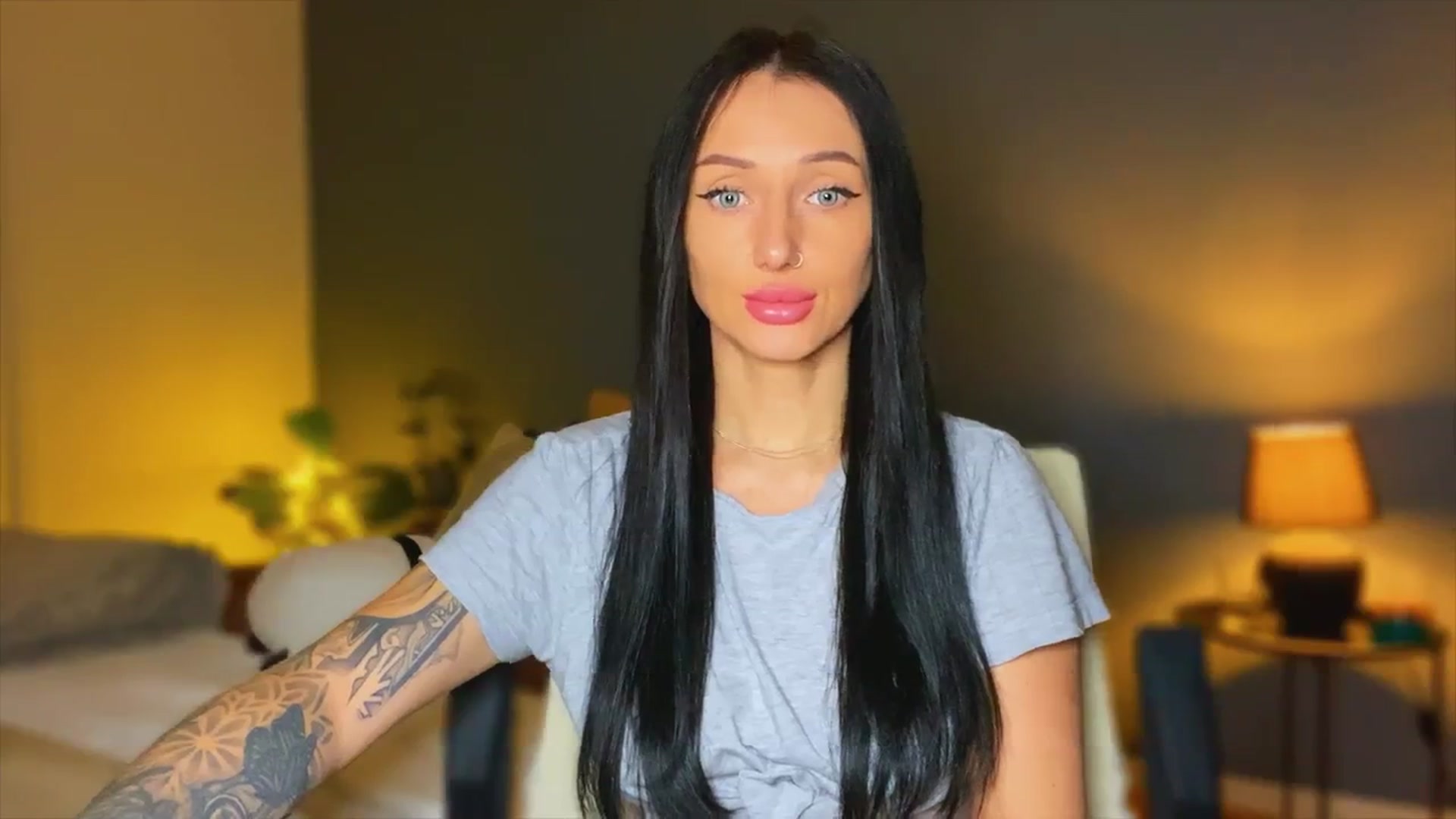 AlexaAlexx video thumbnail