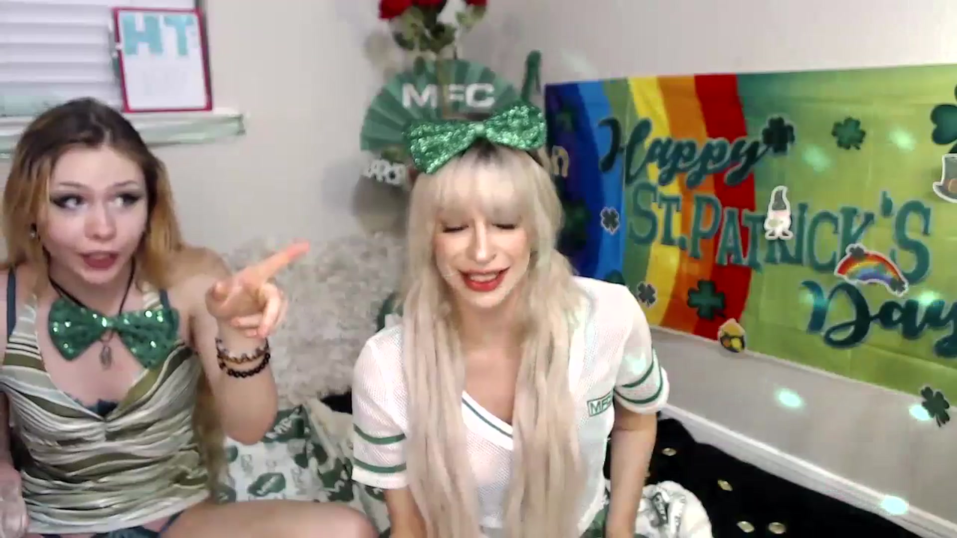 xRosePetalsx video thumbnail