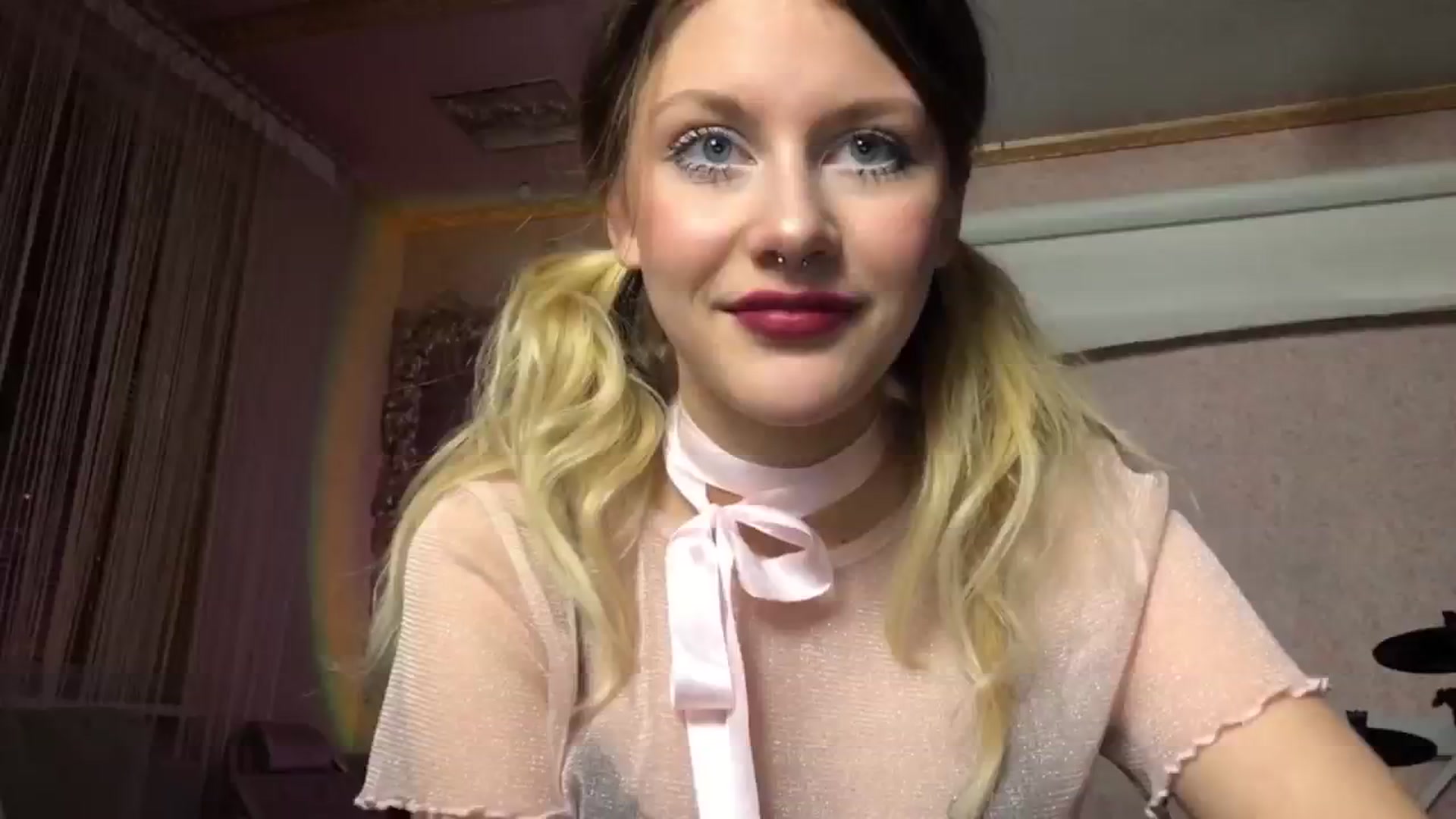 Moooreee video thumbnail