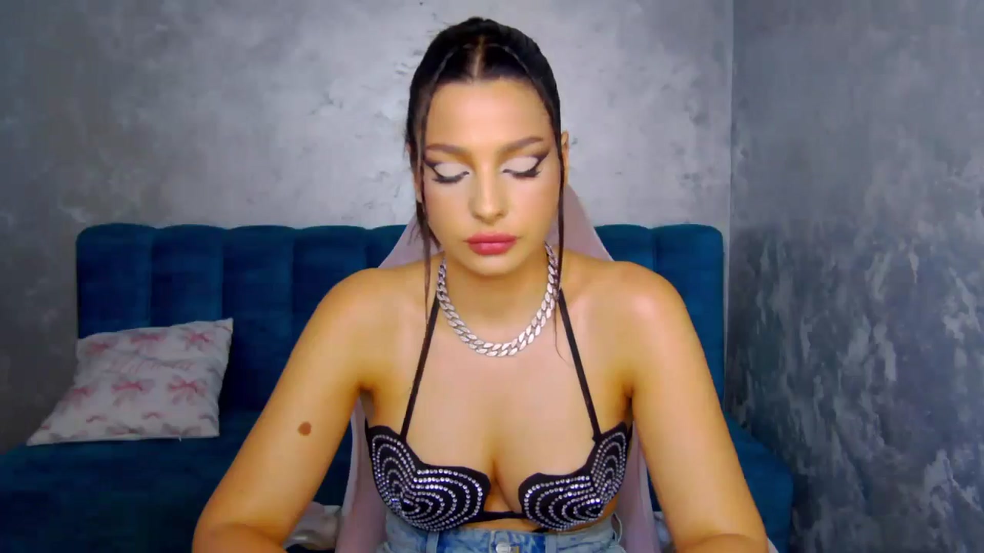MelisRoom video thumbnail